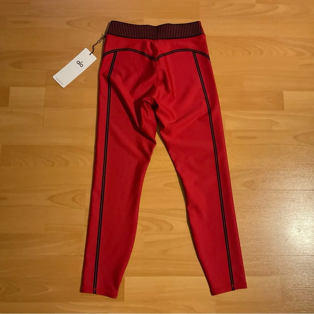 Alo Yoga Airlift High-Waist 7/8 Line Up Legging Bold Red S